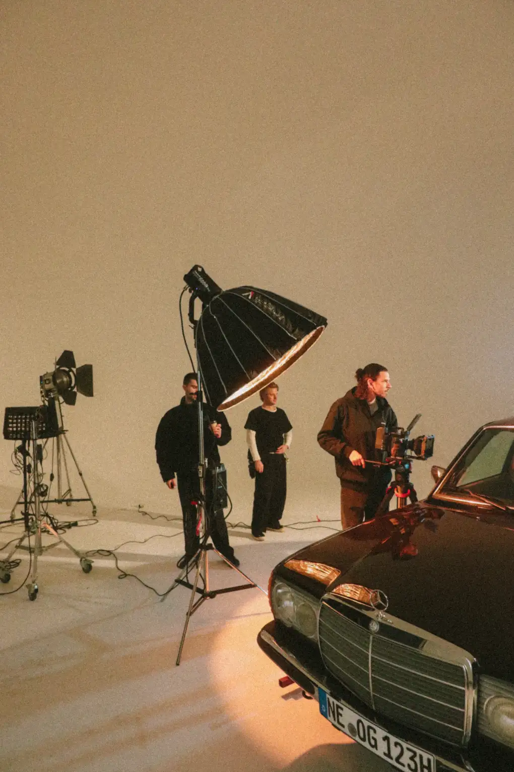 Bildidee: wir im Studio, am Set, unterwegs